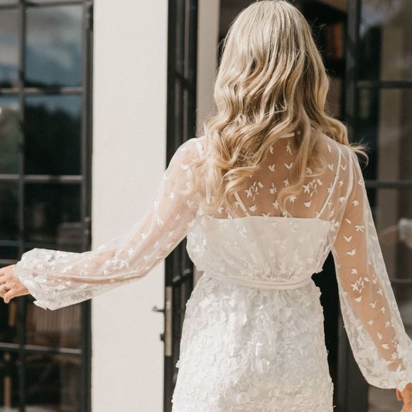 Le Rose Maya Robe - Picture 2 of 3